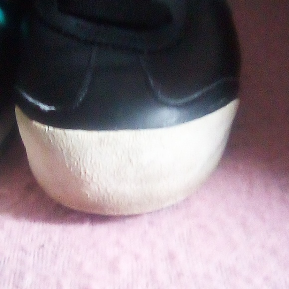 Adidas Shoes Unisex Size 5.5 Black & Green - Picture 7 of 13